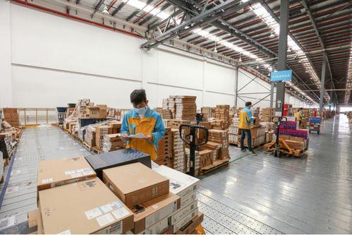 戰(zhan) 疫 大考 蘇寧物流在(zai)廣(guang)州(zhou)率(lv)先(xian)恢復(fu)當(dang)日(ri)達(da)配(pei)送(song)