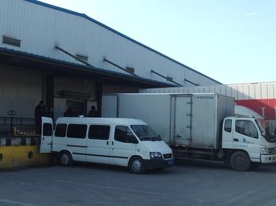 天(tian)驥(ji)物流(liu)公司(si)|往(wang)返(fan)專(zhuan)線(xian)貨(huo)物運(yun)輸(shu)|物(wu)流(liu)倉(cang)儲|服(fu)務(wu)電(dian)話(hua):15099999298圖(tu)片|天(tian)驥(ji)物流(liu)公司(si)|往(wang)返(fan)專(zhuan)線(xian)貨(huo)物運(yun)輸(shu)|物(wu)流(liu)倉(cang)儲|服(fu)務(wu)電(dian)話(hua):15099999298產品(pin)圖(tu)片由雲(yun)南(nan)天(tian)騏(qi)物(wu)流(liu)公司(si)昆(kun)明(ming)廣(guang)州專(zhuan)線(xian)公司(si)生(sheng)產提供(gong)-